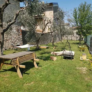 La Casetta Nel Borgo Nascosto - House With Private Garden Raffa